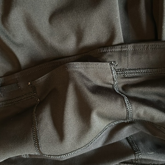 Athleta Black Skort with back zipper pocket. - Picture 6 of 8